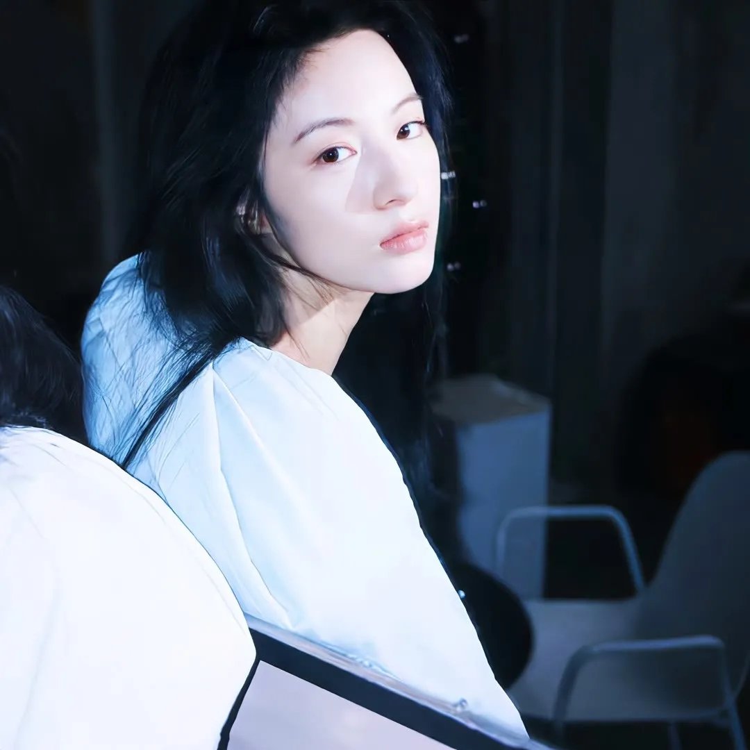 跨越8年的新娘